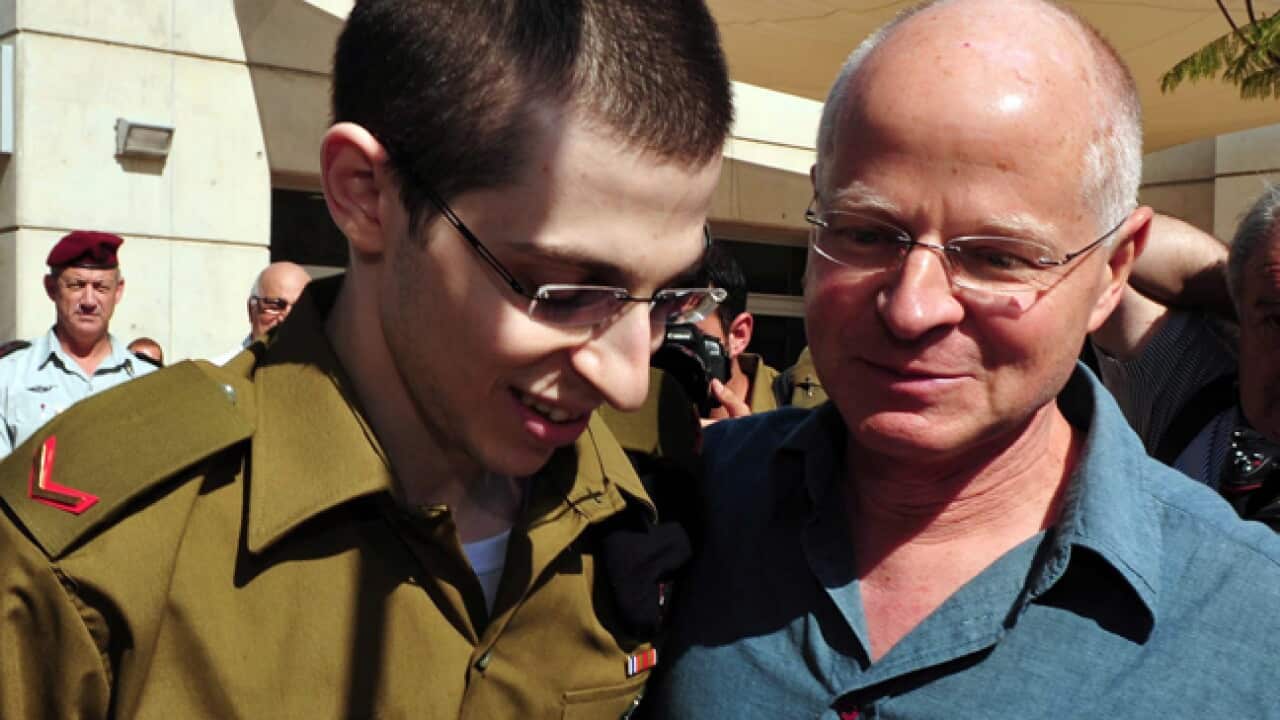 shalit_dad_111019_B_AAP_1161025706