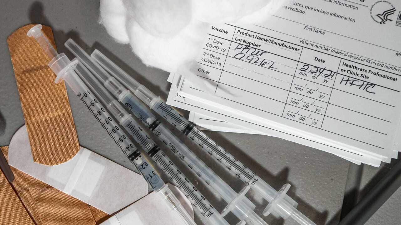 專家擔心政府放棄全國疫苗時間表將打擊澳洲經濟。