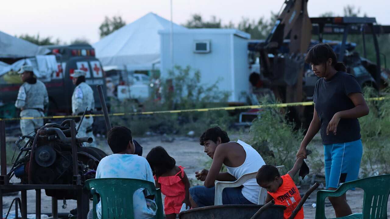 MEXICO MINERS TRAPPED UNDERGROUND