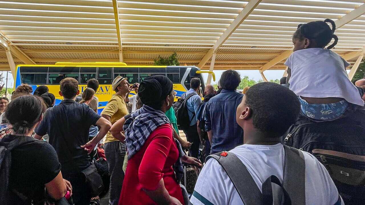 thumbnail_French nationals waiting to be evacuated from Niger (AAP).jpg