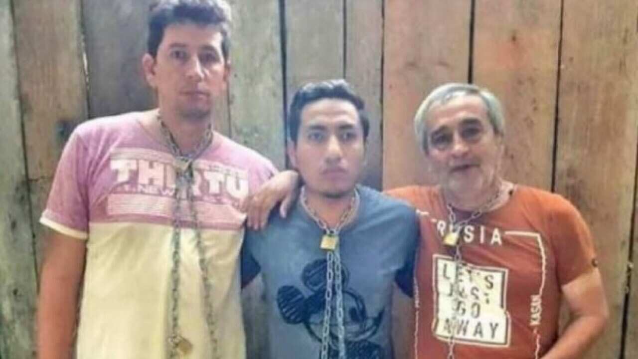 periodistas ecuatorianos