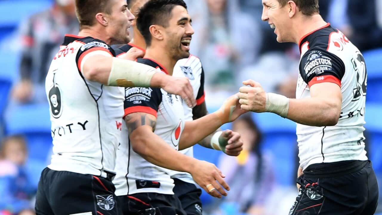 Warriors player Ryan Hoffman (right)