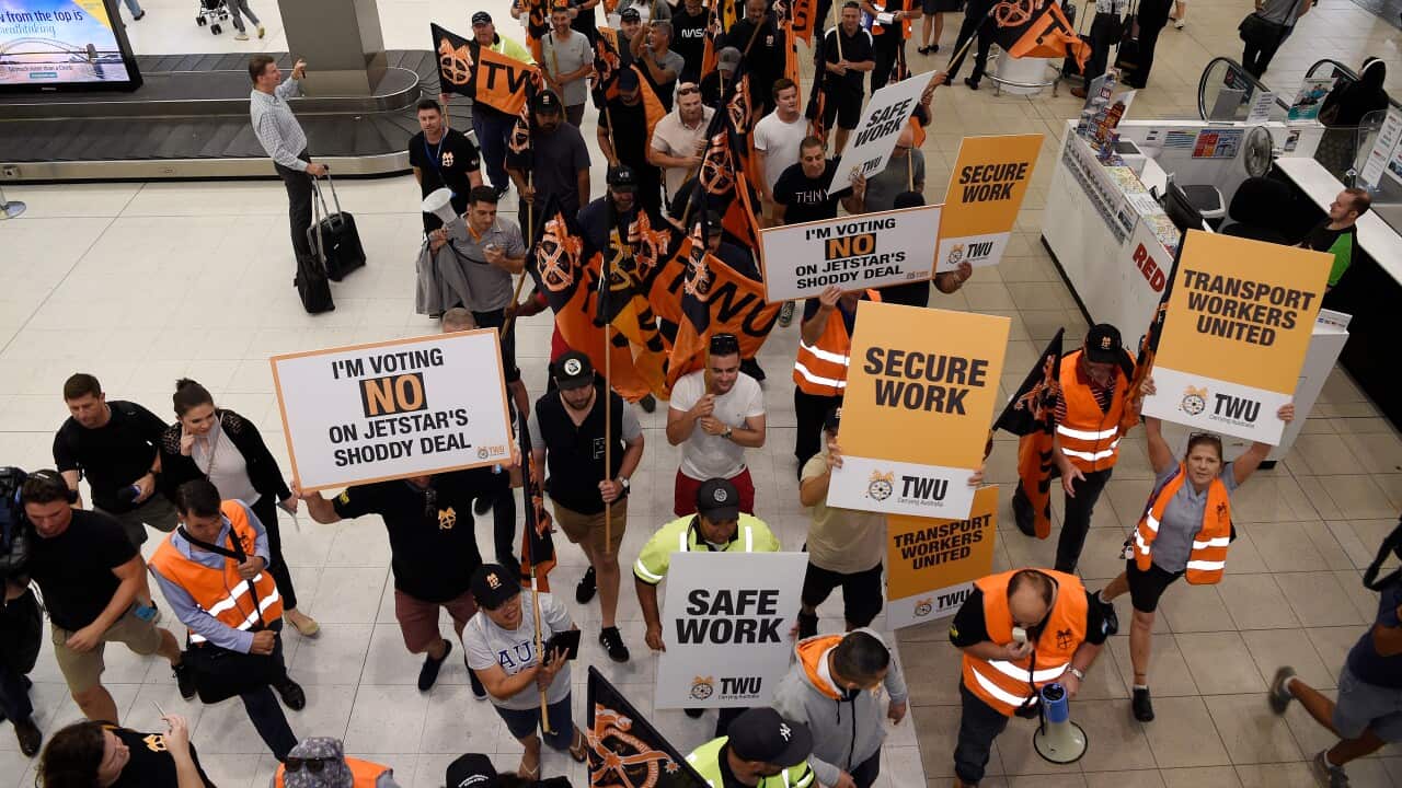 Jetstar workers go on strike at Sydney Airport Domestic Terminal