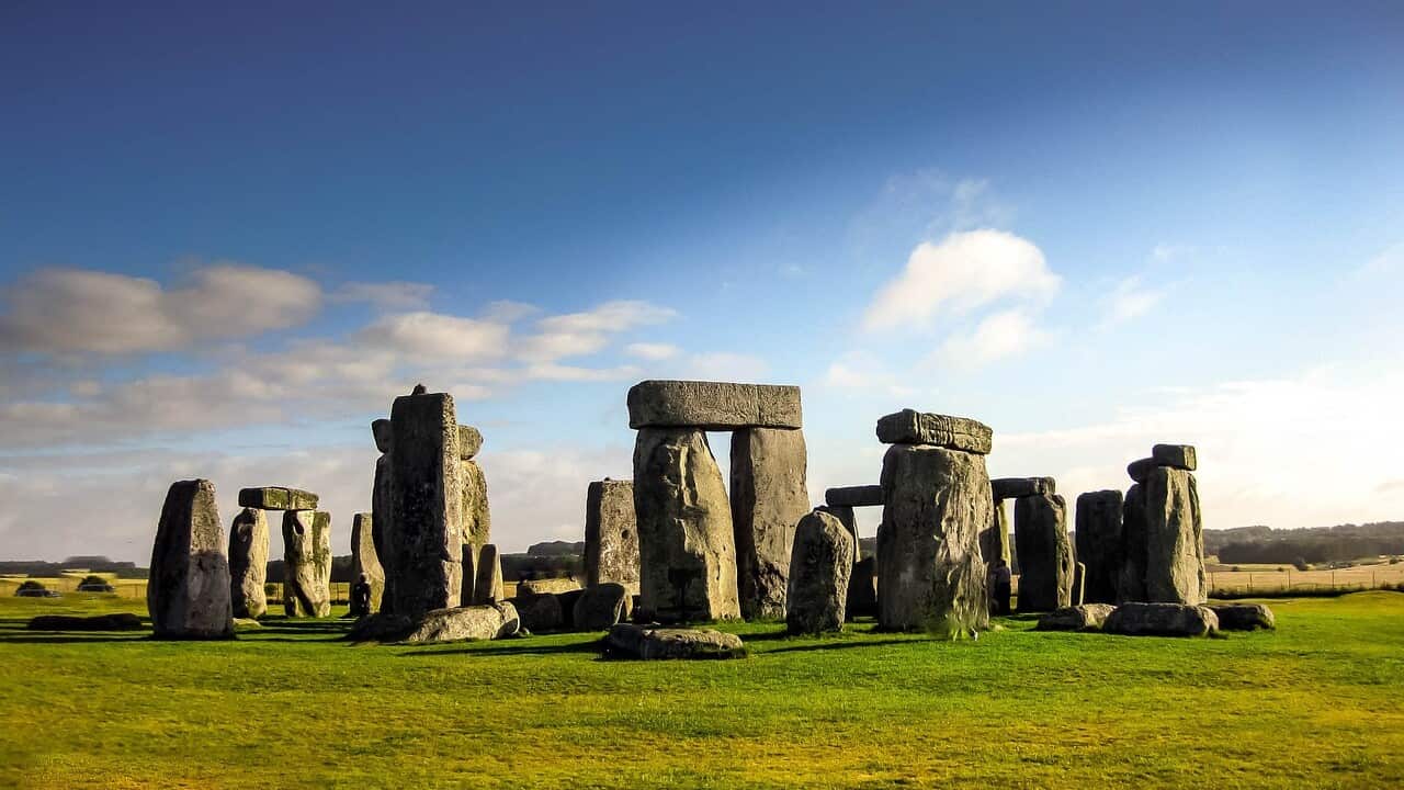 stonehenge as an evolving memory space