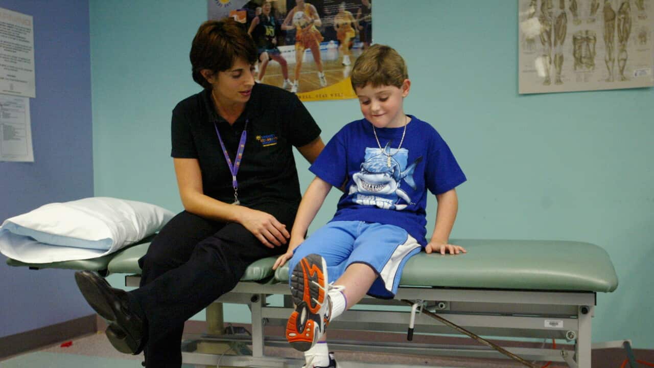 PROSTHETIC LEG SAMUEL NAKKAN