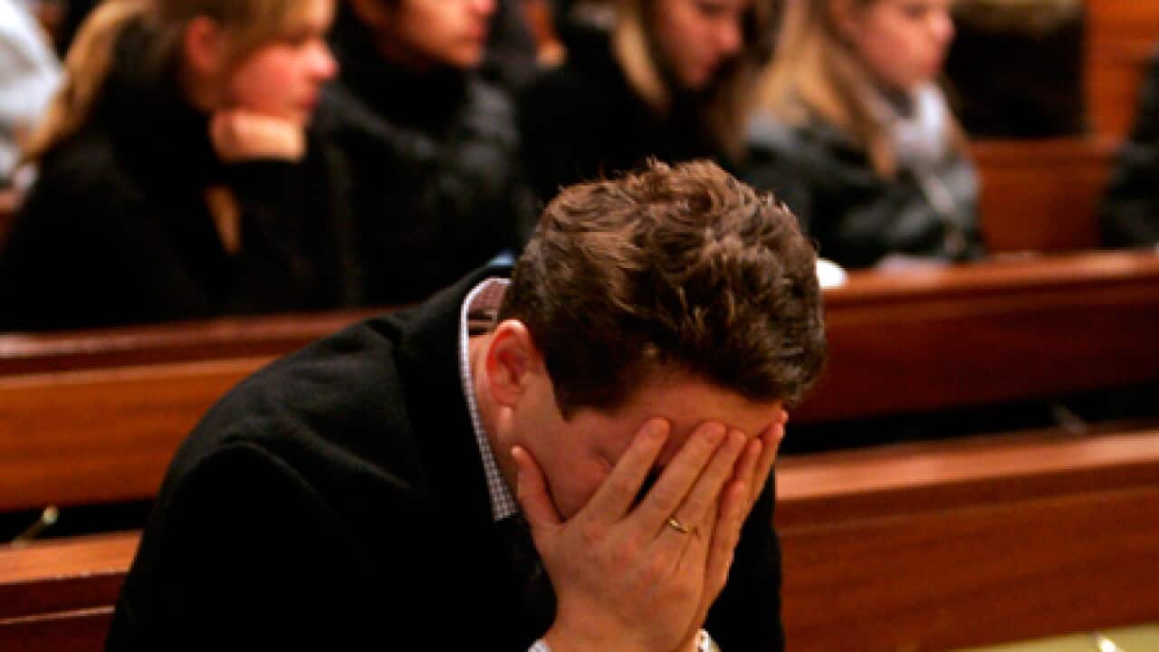 germany_shooting_tears_L_1203_ap_921944982