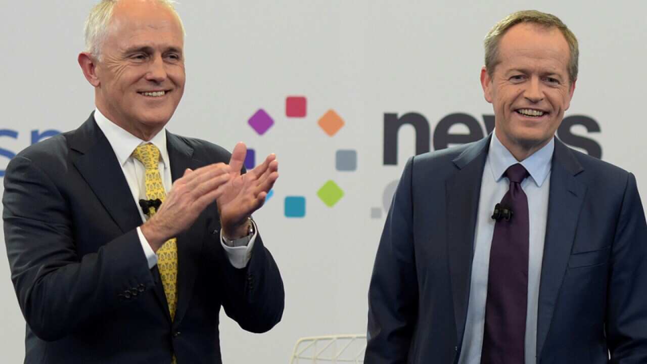Prime Minister Malcolm Turnbull (L) and Opposition Leader Bill Shorten