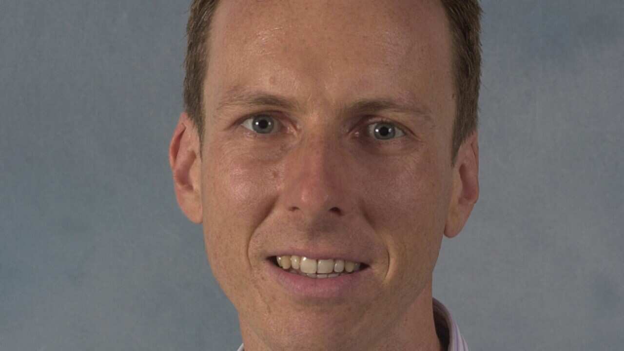 Damien_Giurco_111026_B_175570753