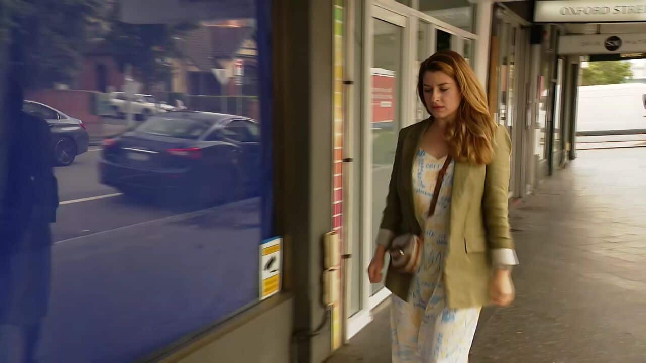 Ukrainian refugee Valentina Odarushenko is opening a beauty salon in Sydney (SBS).jpg