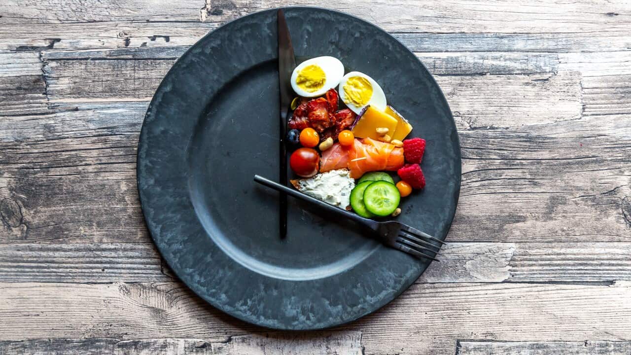 plate_clock_fasting_gettyimages-1135307438.jpg