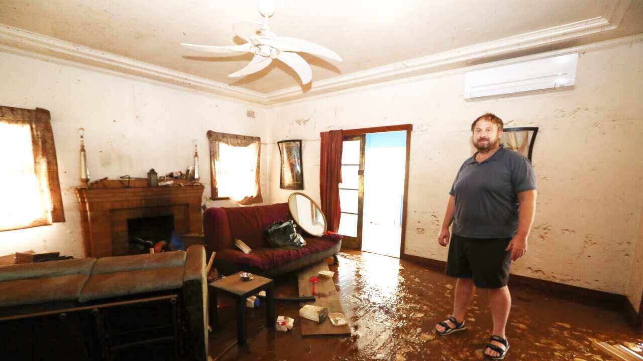 FLOODS NSW