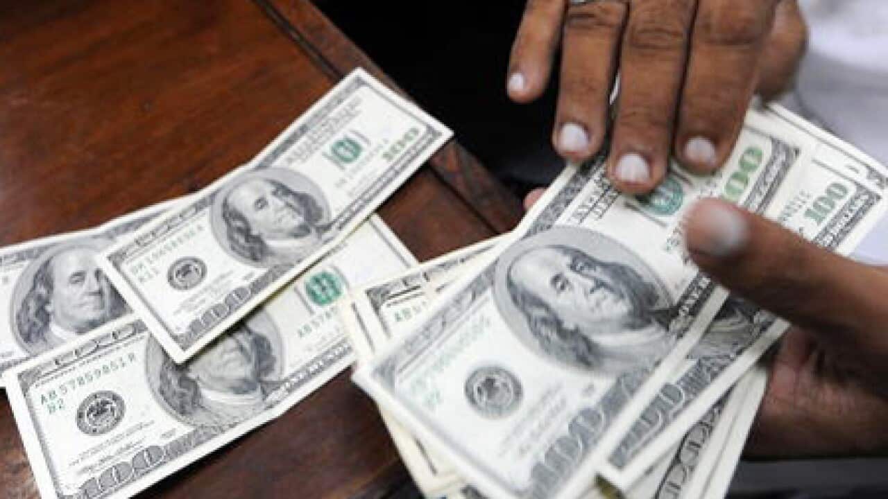 US_dollars_1107_B_1587074477