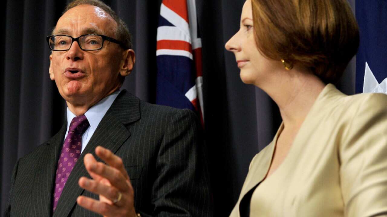 Carr reaffirms support for PM