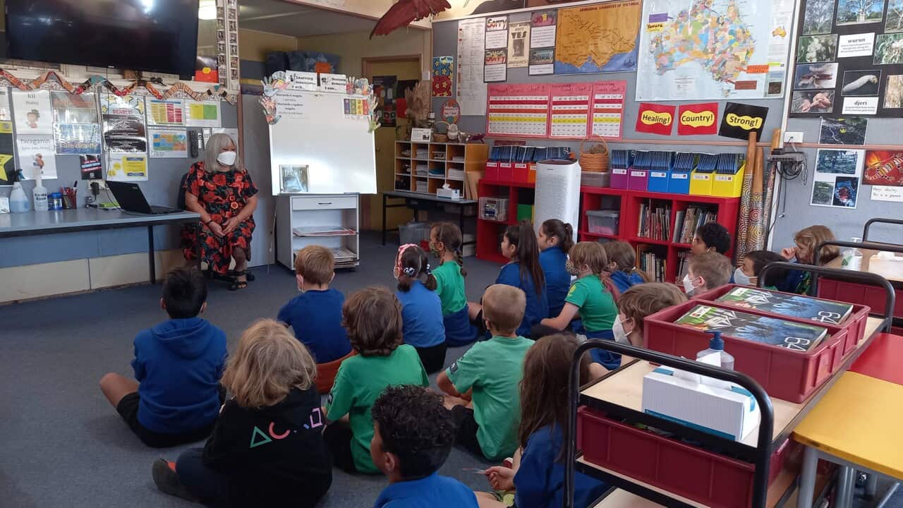 Children in an Indigenous language class