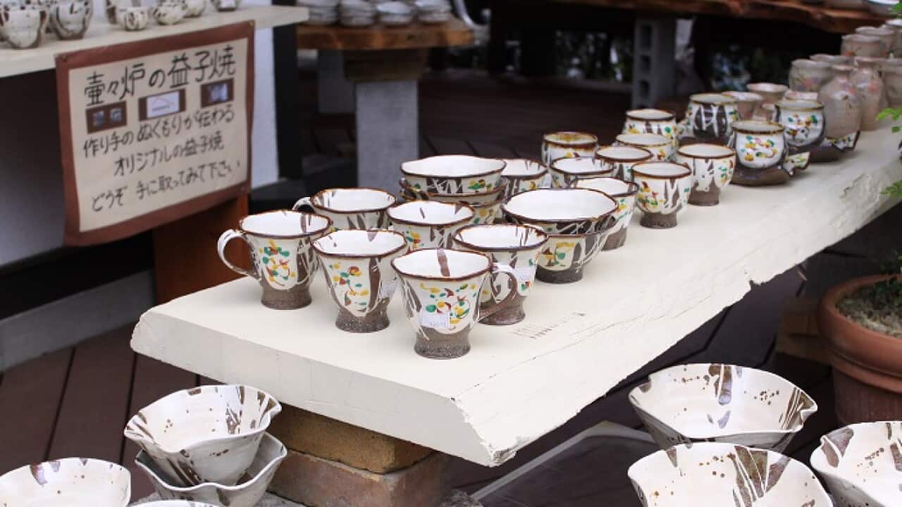 Japan Pottery (Flickr)