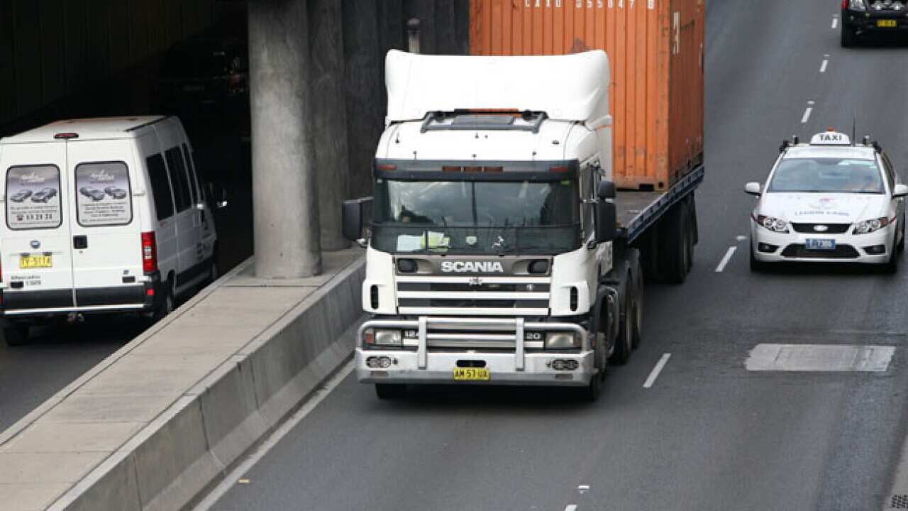 transport_20110703_b_aap_102411011