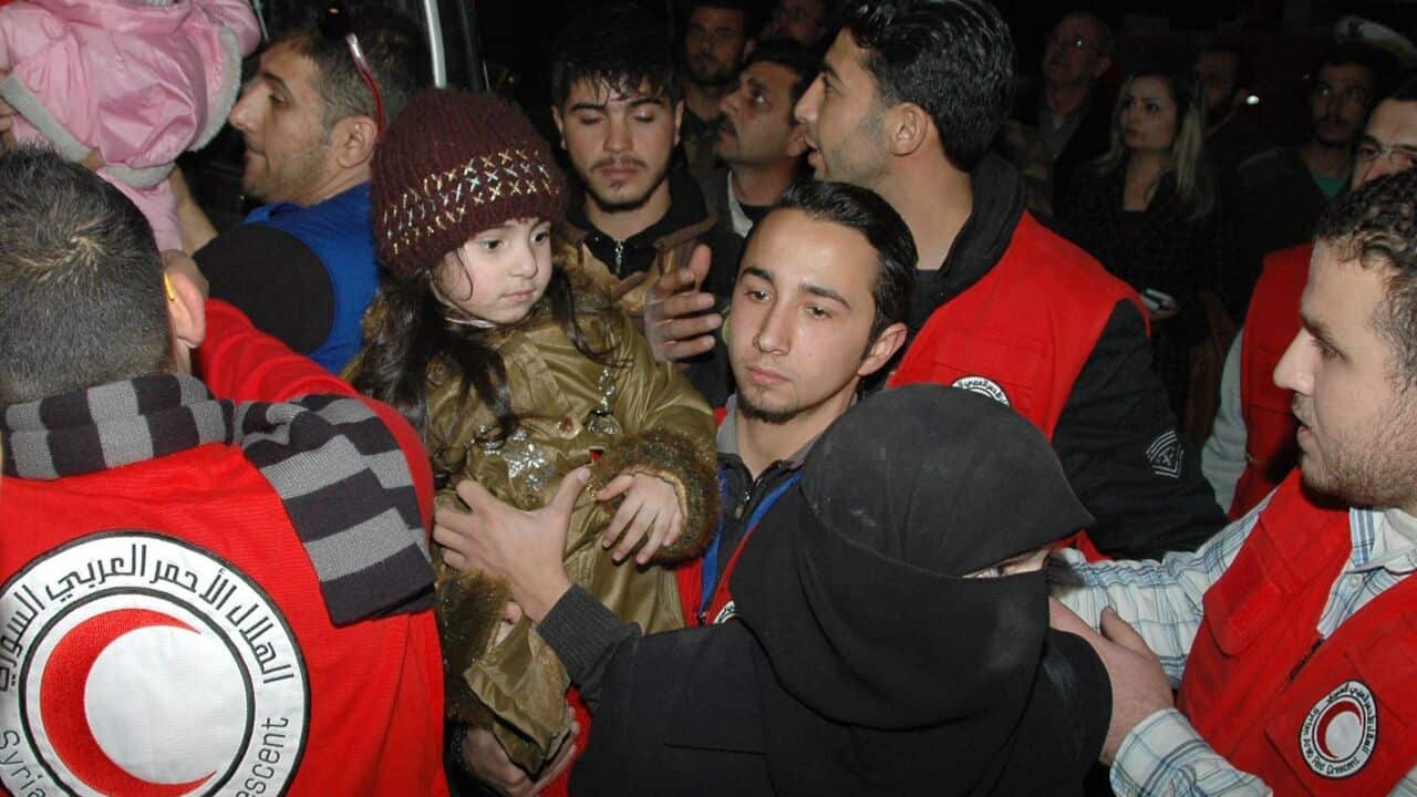 140211_syria_homs_evacuation_aap.jpg
