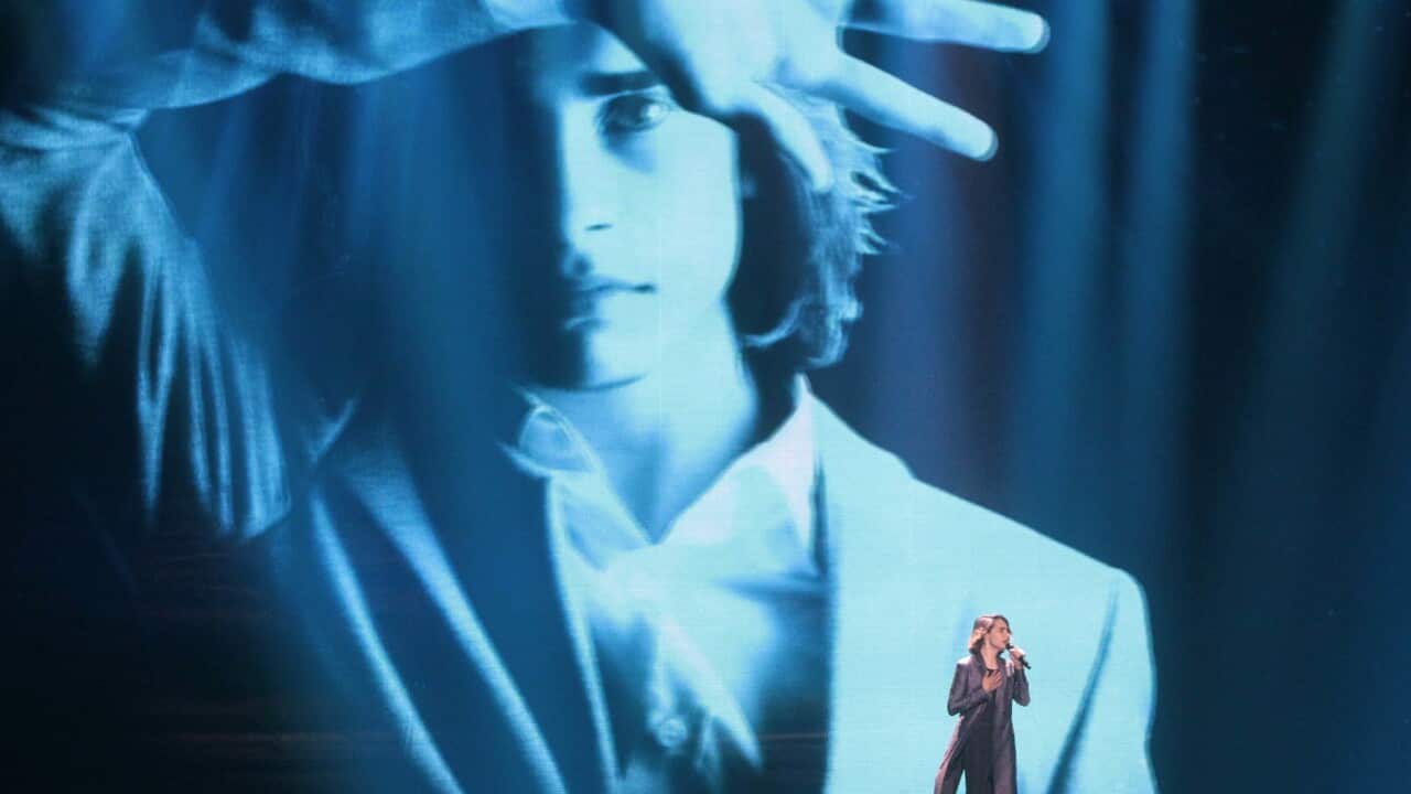 Isaiah Firebrace performing in Kiev, Ukraine