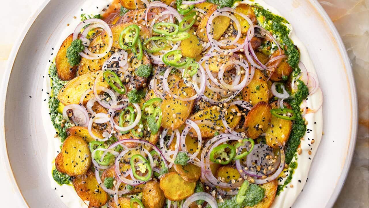 Chaat masala potatoes with yoghurt and tamarind