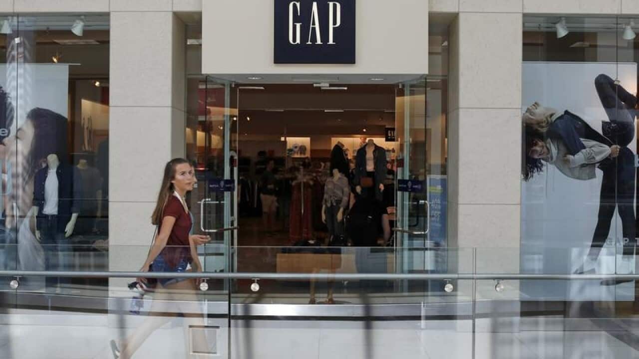 This is the sign a Gap store