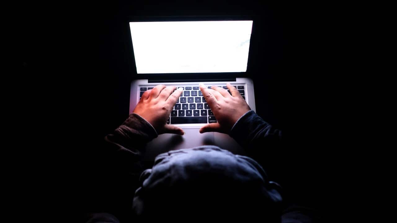 Experts say NSW should stick to paper voting.