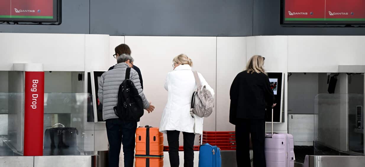 Non-stop to London: Qantas trial pushes aviation’s final frontier, but traditional stopovers endure