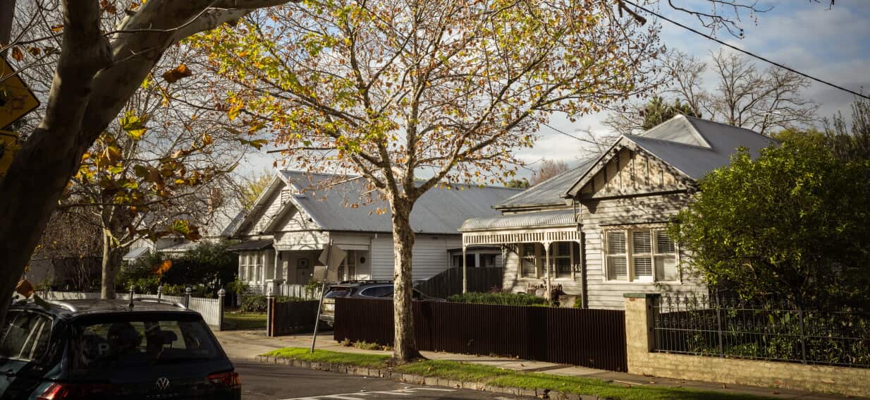 A decade longer, $275,000 dearer: The trade-off facing Aussie home buyers