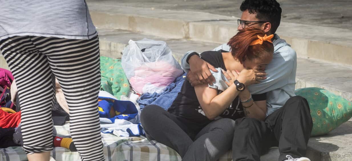 Venezuela earthquake toll passes 900 as search intensifies for hundreds trapped under the rubble