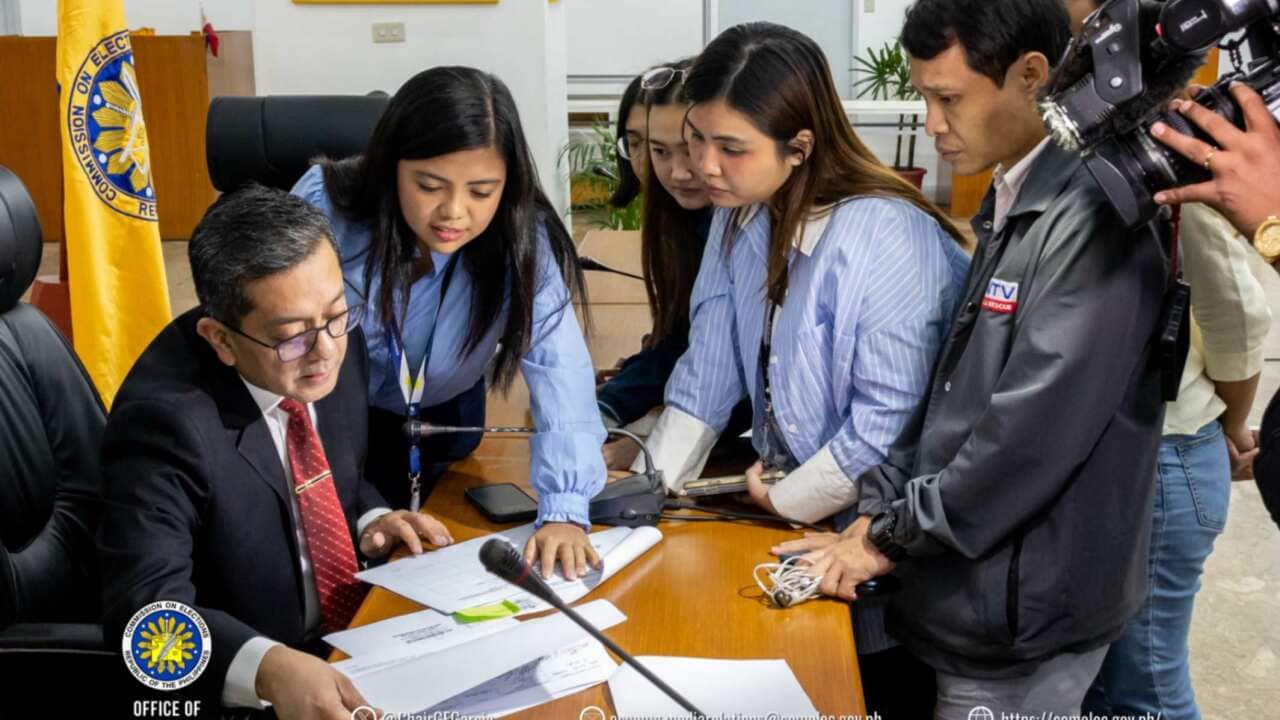 comelec 2025 list senatoriables.jpeg