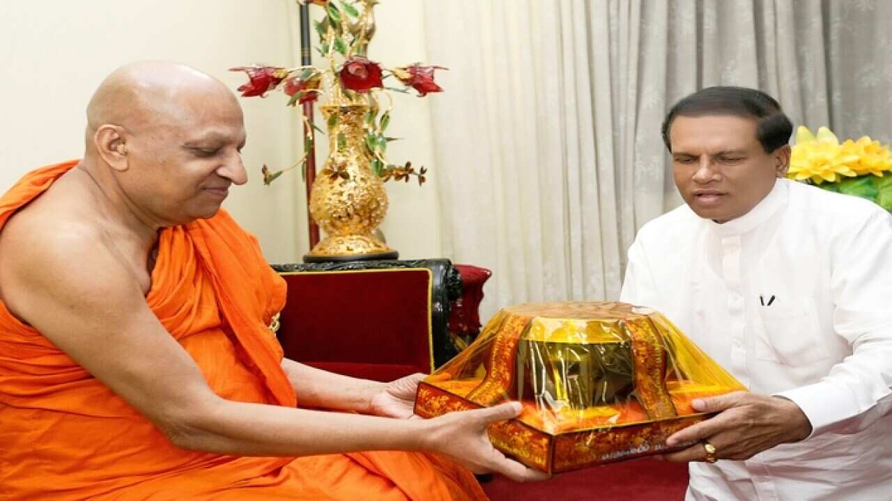 Malwathu mahanayaka himi_President Maithripala Sirisena