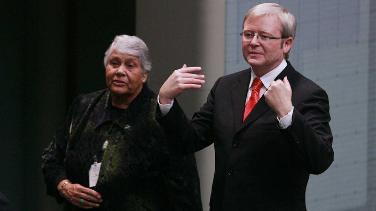 Lowitja O'Donoghue and Kevin Rudd, National Apology