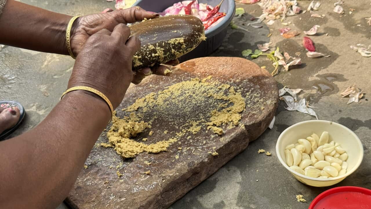 Traditional Bengali grinding tool