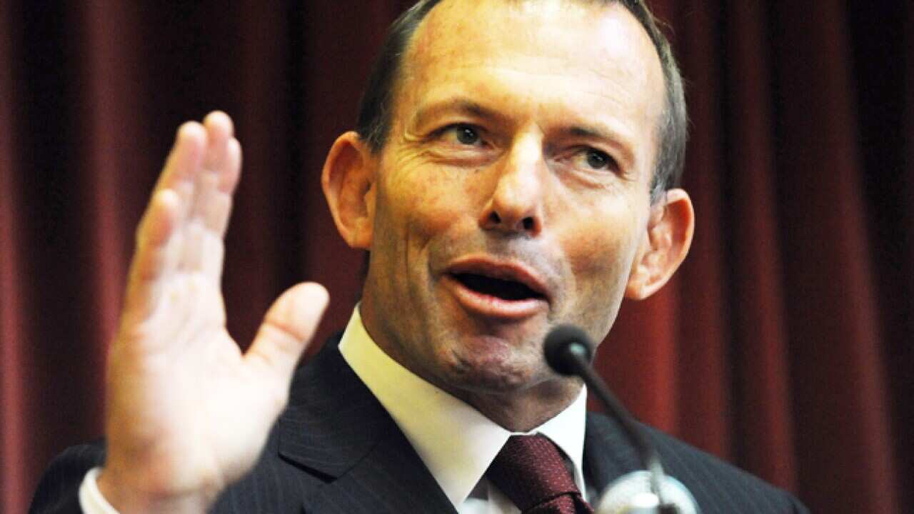 abbott_Hand_150311_B_AAP_900154164