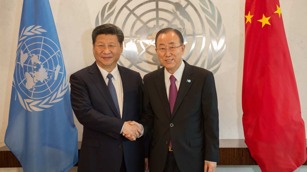 People’s Republic of China President Xi Jinping, left, meets with United Nations Secretary-General Ban Ki-moon