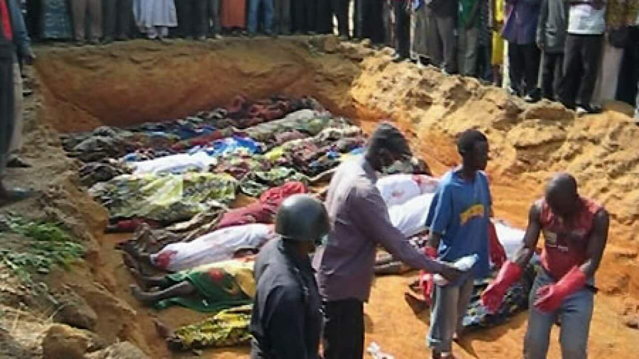 nigeria_violence_massgrave_100309_ap_aap_B_135745389