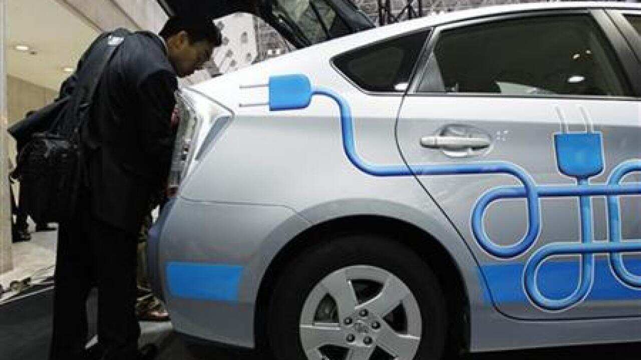 microsoft-toyota-team-up-on-digital-auto-125205099-large.jpg