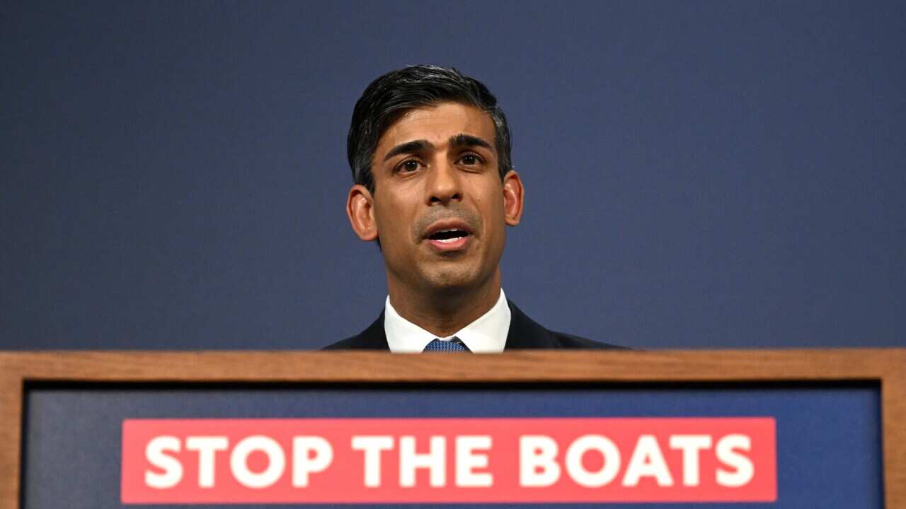 Prime Minister Rishi Sunak discusses his illegal migration bill (AAP).jpg