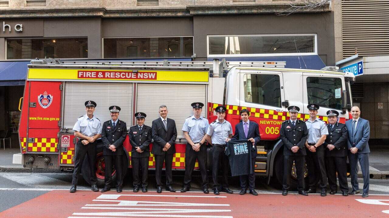 Aussie Firefighters fundraise for Greece’s Fire victims