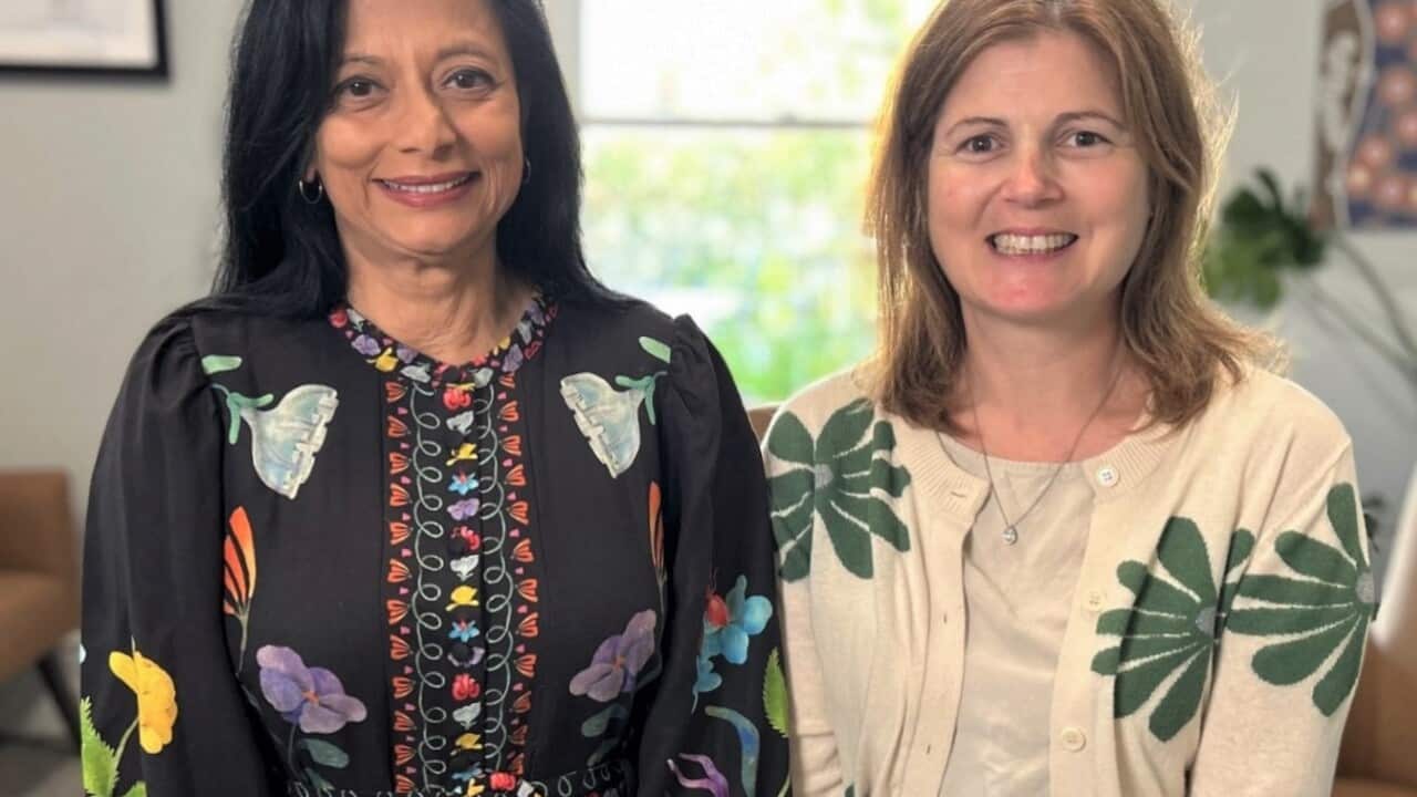 Professor Jayashri Kulkarni (left) with Tanya at the women's only hospital in Melbourne (SBS).jpg