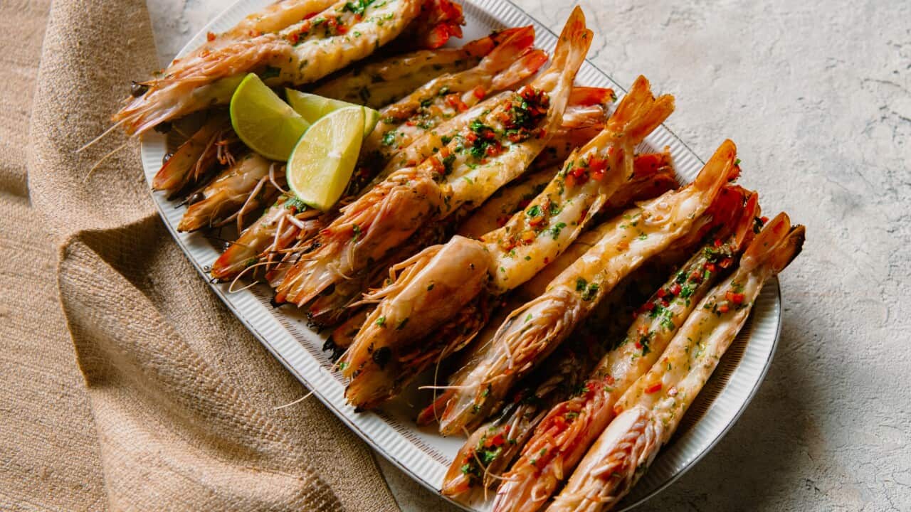 Chargrilled prawns with chilli and garlic