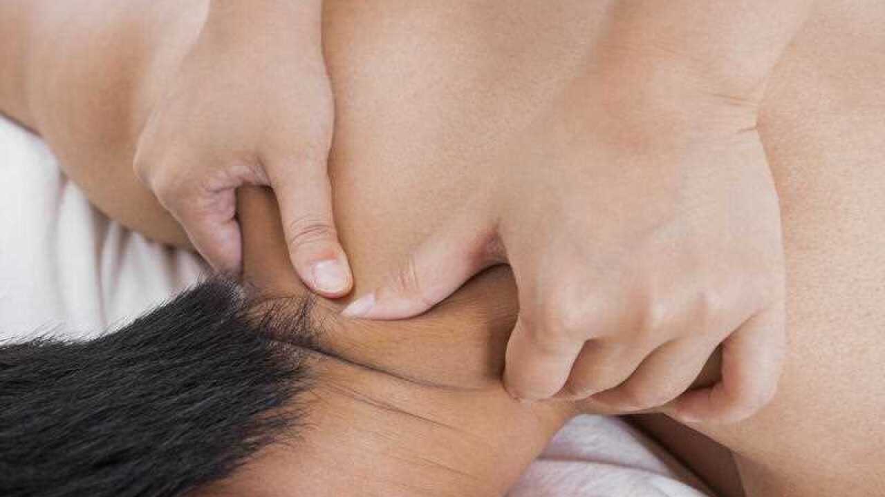 There are calls for the Chiropractic Board of Australia to be sacked for allegedly not acting on hundreds of complaints.