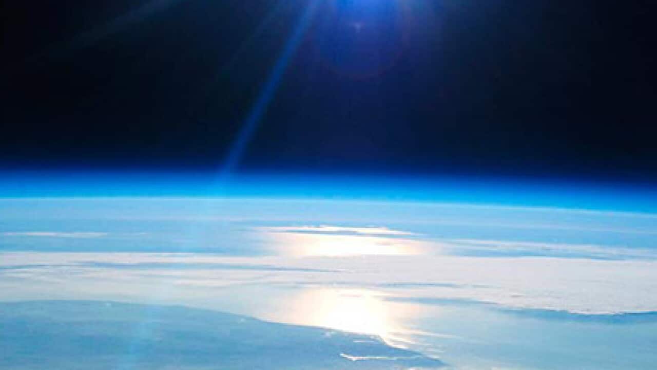 space_amateur_pic_100326_B_RobertHarrison_RossParryAgency_1460981578