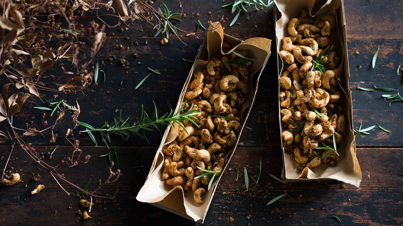 Rosemary-spiced cashews