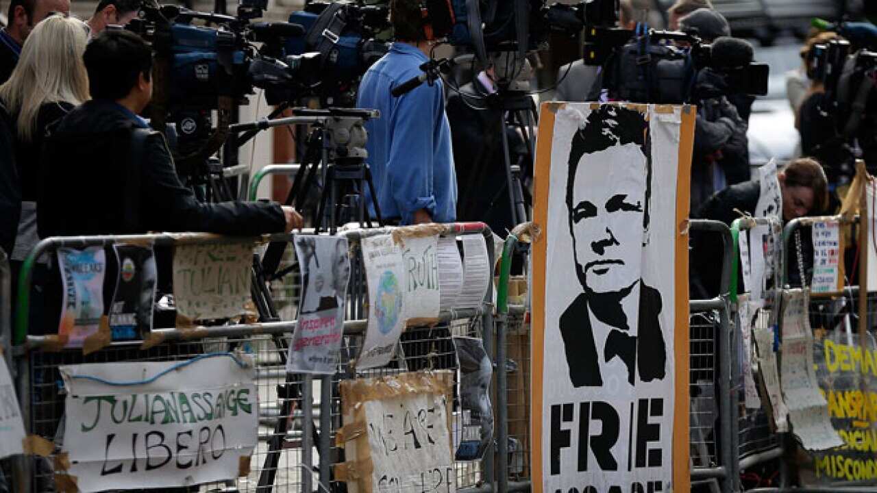 assange_london_160812_1274991141