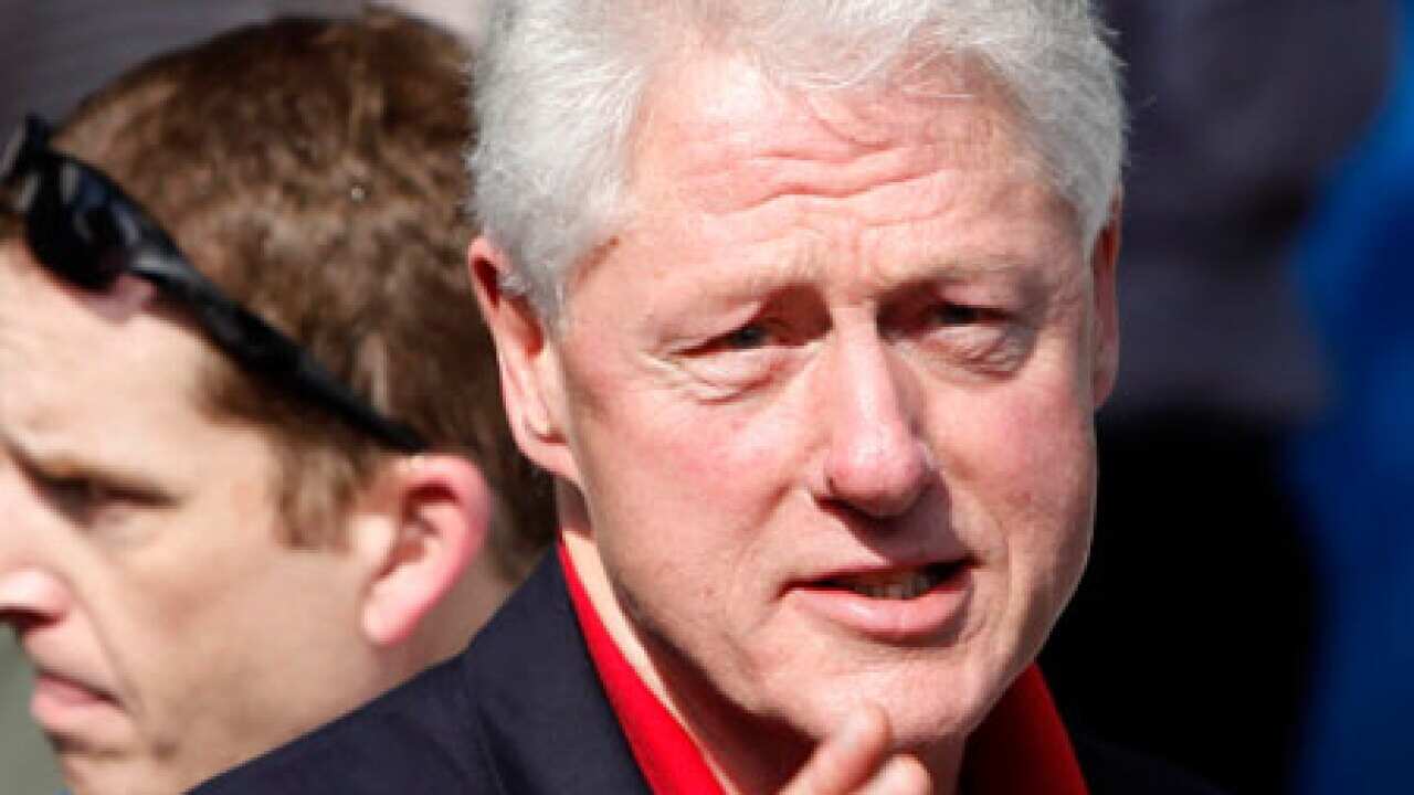 bill_clinton_haiti_100212_B_AP_1776209550