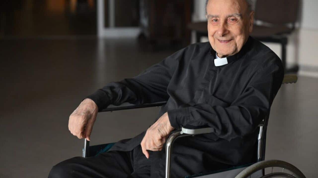 Photo knisja.mt - Mons Philip Calleja.jpeg