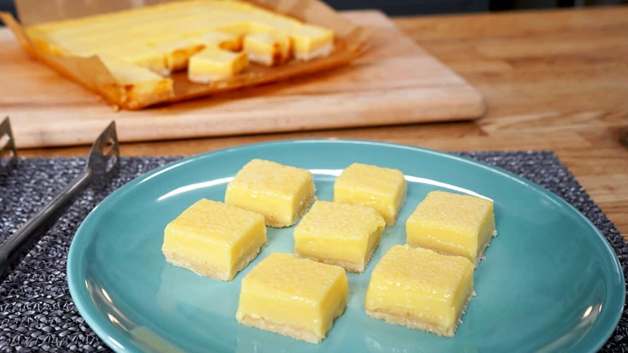 Cream cheese lemon squares