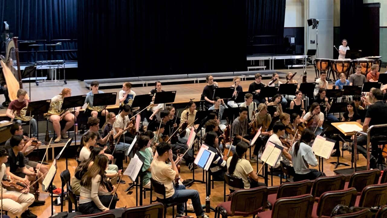 Qld Orchester open edit.jpg