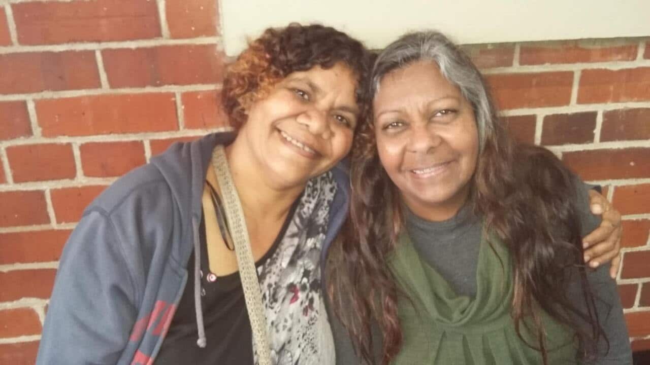 Reunited sisters Rayola Binge (L) and Elly Chatfield (R) (Facebook)