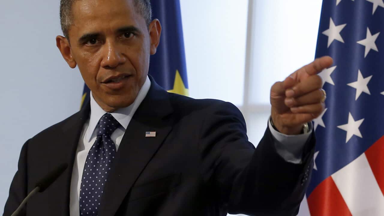Obama proposes nuclear weapons cuts